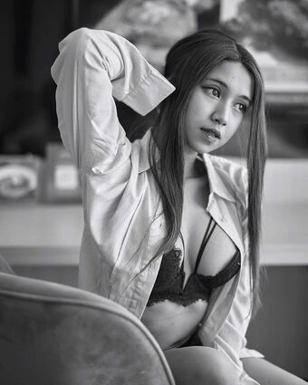 Refeen Foto Nua Vazada OnlyFans 59