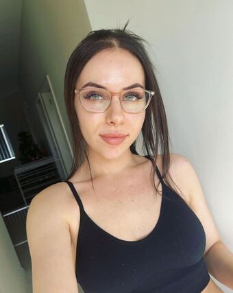 reyeslie Foto Nua Vazada OnlyFans 3
