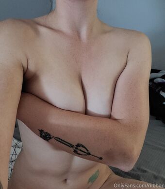 Ribbon Foto Nua Vazada OnlyFans 9
