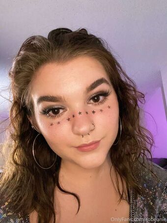 Robeanie Foto Nua Vazada OnlyFans 4