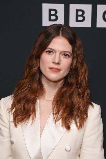 Rose Leslie Foto Nua Vazada OnlyFans 11
