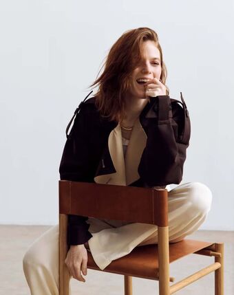 Rose Leslie Foto Nua Vazada OnlyFans 16