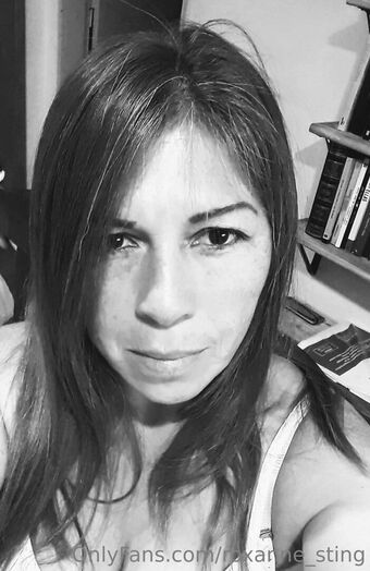 roxanne_sting Foto Nua Vazada OnlyFans 3