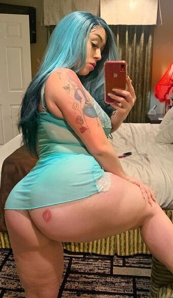Roxy Bugatti Foto Nua Vazada OnlyFans 5