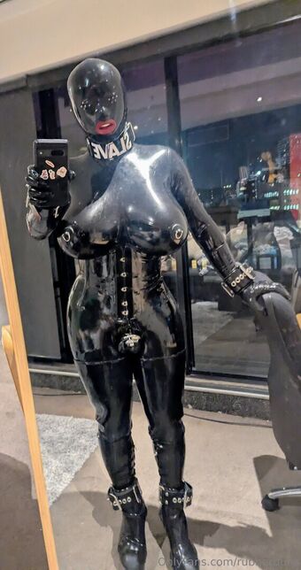 rubberbuns Foto Nua Vazada OnlyFans 24