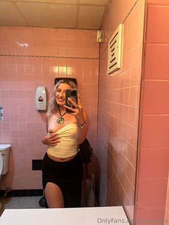 Rubiexxx / Rubieandmax PH Foto Nua Vazada OnlyFans 8