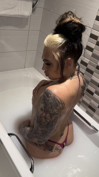 ruby-rosevip Foto Nua Vazada OnlyFans 32
