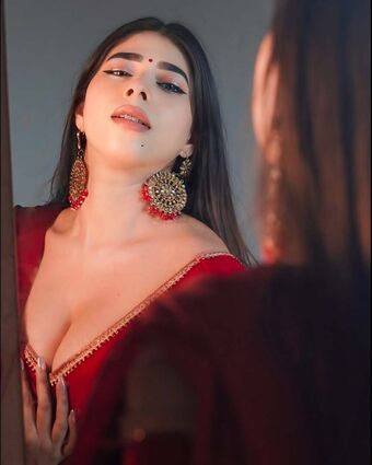 saanvi032