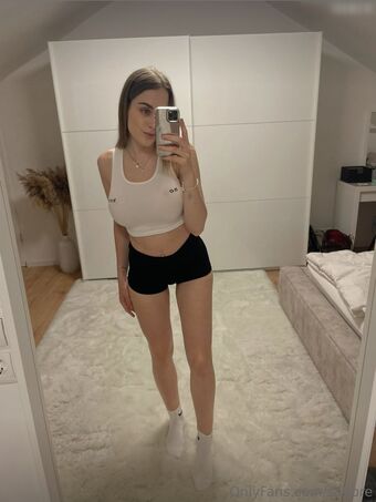 Sabrina sabbre sbmnz_