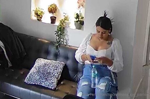 secretmassage_parlor