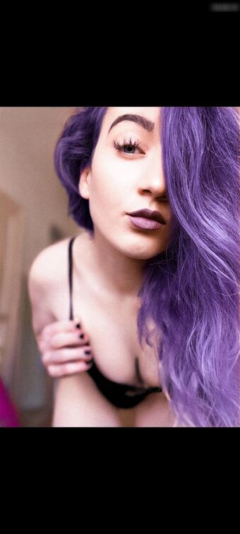 SenpaiHades / Mistress Megara