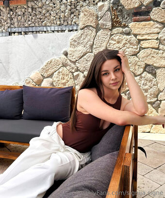 signija.signe Foto Nua Vazada OnlyFans 9