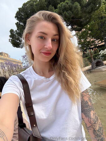 signorinairyna Foto Nua Vazada OnlyFans 5