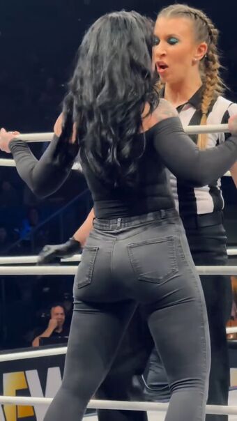 (Skye Dolecki) Skye Blue AEW