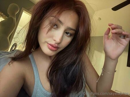 skyelaynee