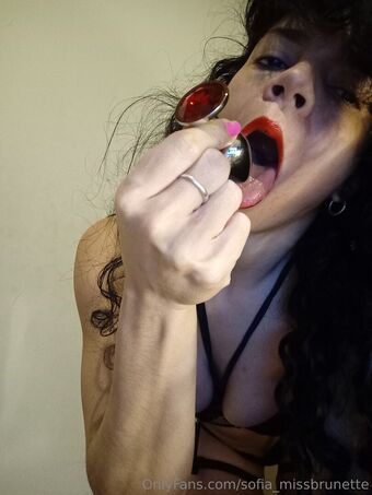sofia_missbrunette
