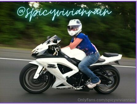 spicyvivianrain
