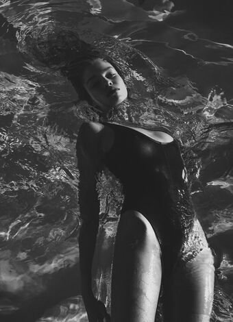 Stella Maxwell