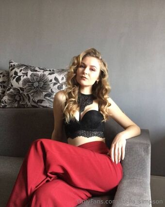 stella_simpson