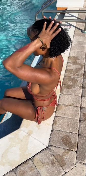 Suni Sweeney Foto Nua Vazada OnlyFans 3