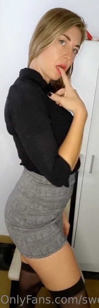 sweetroxane Foto Nua Vazada OnlyFans 12