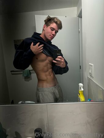 swolemattyy Foto Nua Vazada OnlyFans 29