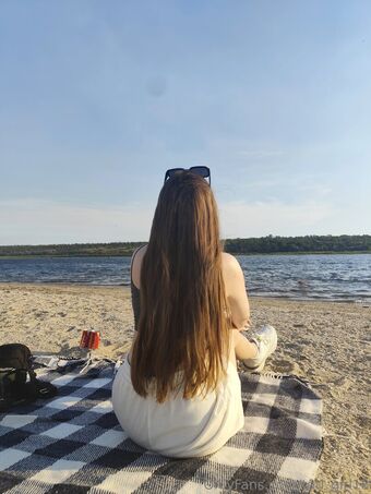 tati_girl18 Foto Nua Vazada OnlyFans 9