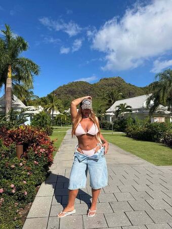 Thedoctorbae Foto Nua Vazada OnlyFans 31