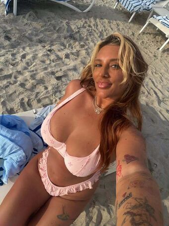 Thedoctorbae Foto Nua Vazada OnlyFans 35