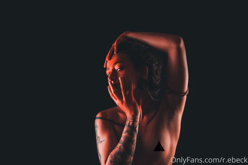 ther.ebeck Foto Nua Vazada OnlyFans 18