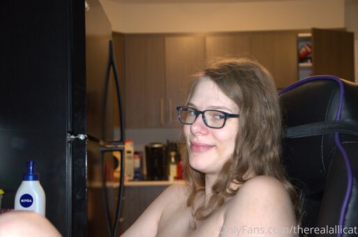 therealallicat Foto Nua Vazada OnlyFans 14