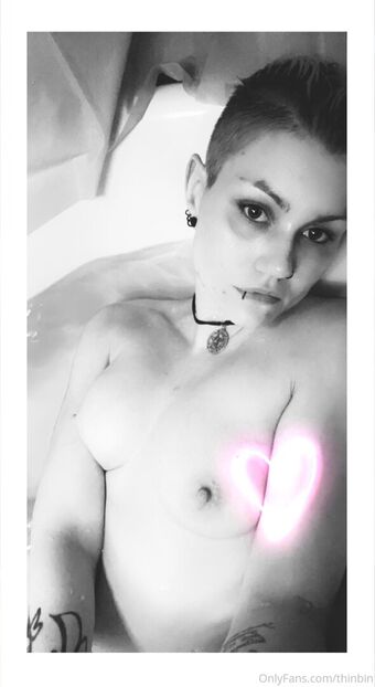 thinbin Foto Nua Vazada OnlyFans 3