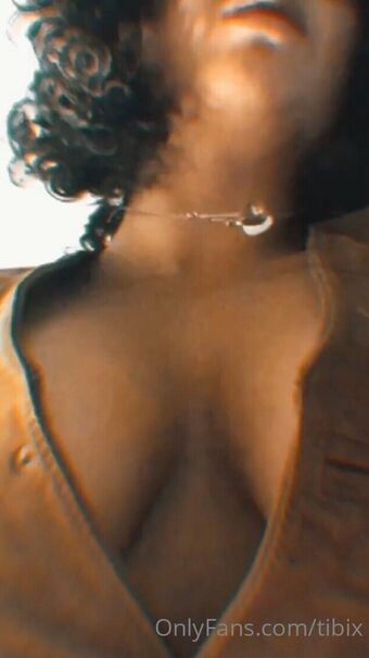 tibix Foto Nua Vazada OnlyFans 6