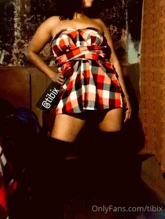 tibix Foto Nua Vazada OnlyFans 9