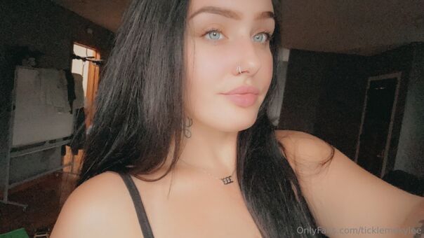 ticklemekylee Foto Nua Vazada OnlyFans 4