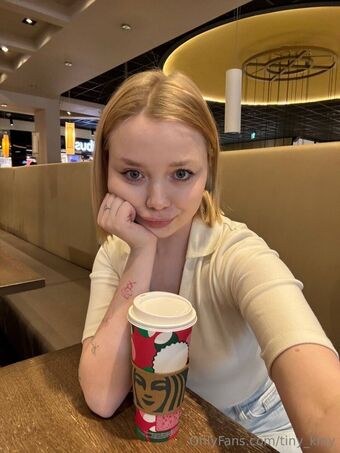 tiny_kinyy Foto Nua Vazada OnlyFans 1