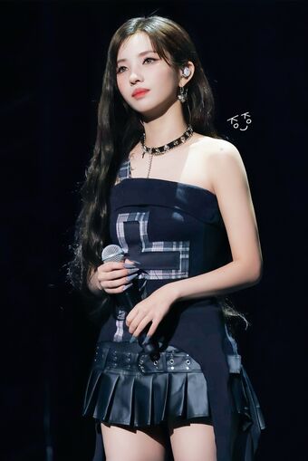 tiny.pretty.j