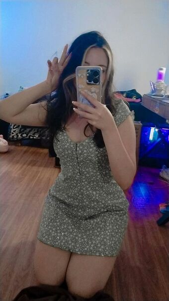 TinyCherry Foto Nua Vazada OnlyFans 4