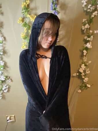 tinydancerbrittfree Foto Nua Vazada OnlyFans 34