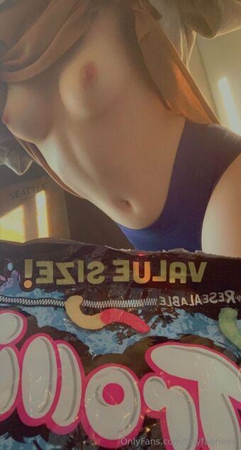 tinyfaerieee Foto Nua Vazada OnlyFans 6