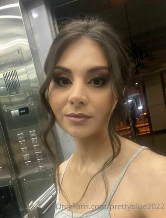 tinypeach2021 Foto Nua Vazada OnlyFans 12