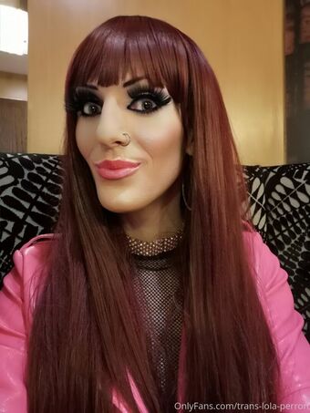 trans-lola-perron