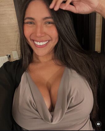 tumaiporsiacaso Foto Nua Vazada OnlyFans 2