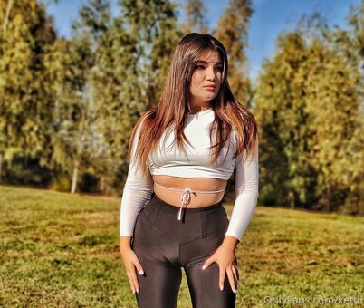 ukimmm Foto Nua Vazada OnlyFans 1