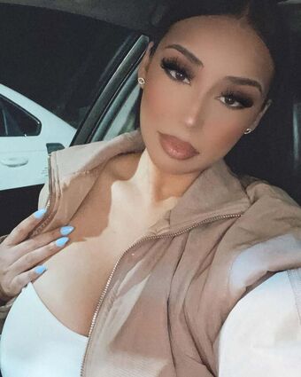 Uniquelymodified Foto Nua Vazada OnlyFans 2