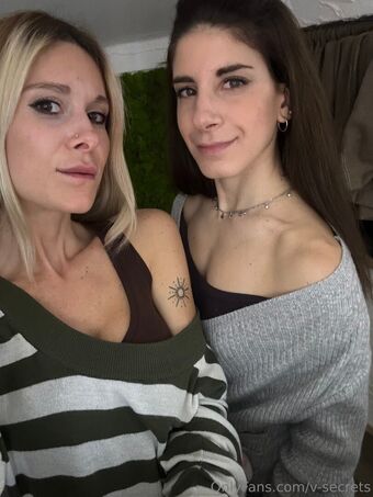 v-secrets Foto Nua Vazada OnlyFans 3