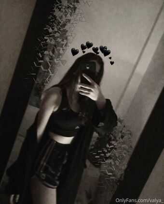 valya_ Foto Nua Vazada OnlyFans 19