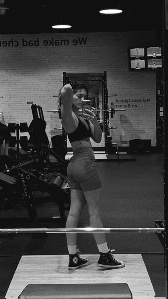 Willow Shields Foto Nua Vazada OnlyFans 224