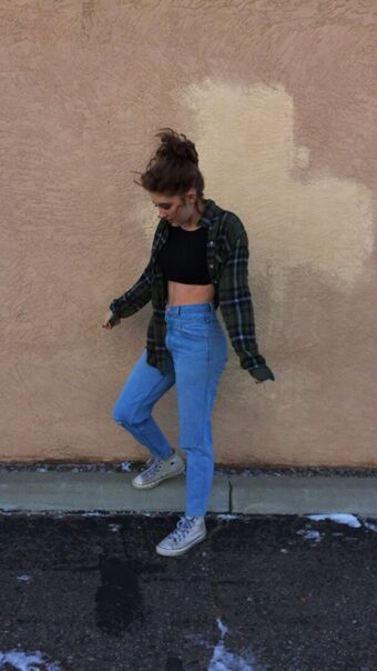 Willow Shields Foto Nua Vazada OnlyFans 225