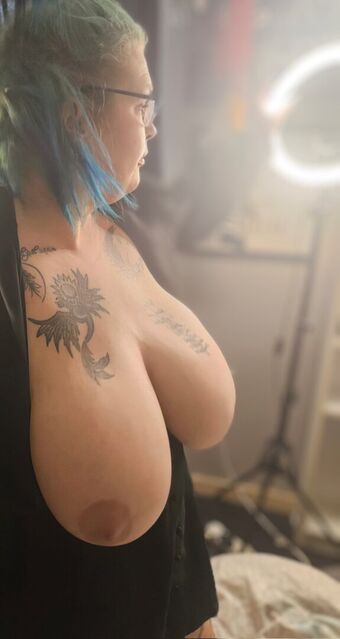 Witchy1985 Foto Nua Vazada OnlyFans 9